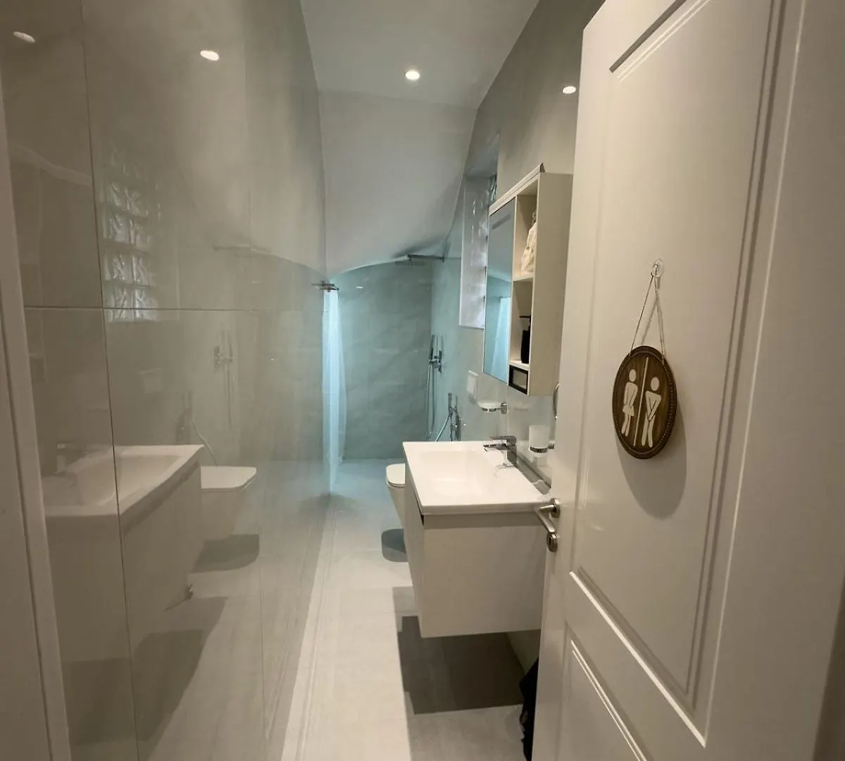 Pave Apartment Korce